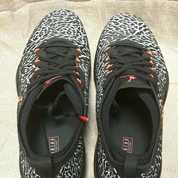 Men's Jordan training shoes size 12 - Picture 4 of 7